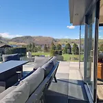 Parklands Апартаменты *