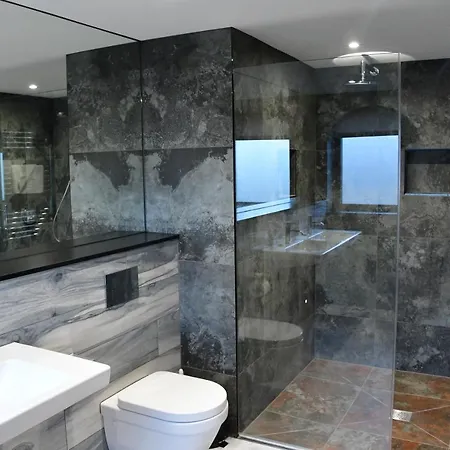 公寓 Parklands 彭里斯